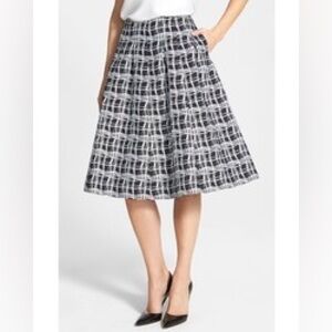 London Full Jacquard Skirt